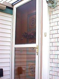 garage17.jpg (21485 bytes)